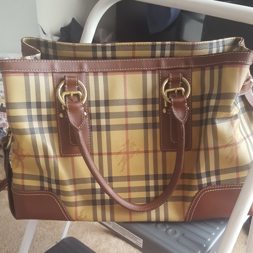Burberry Haymarket purse